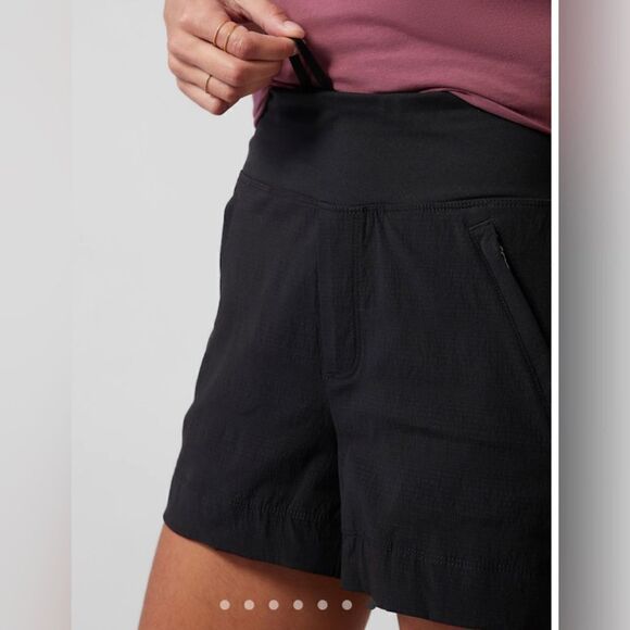 NWOT Trekkie North Short - Picture 5 of 7